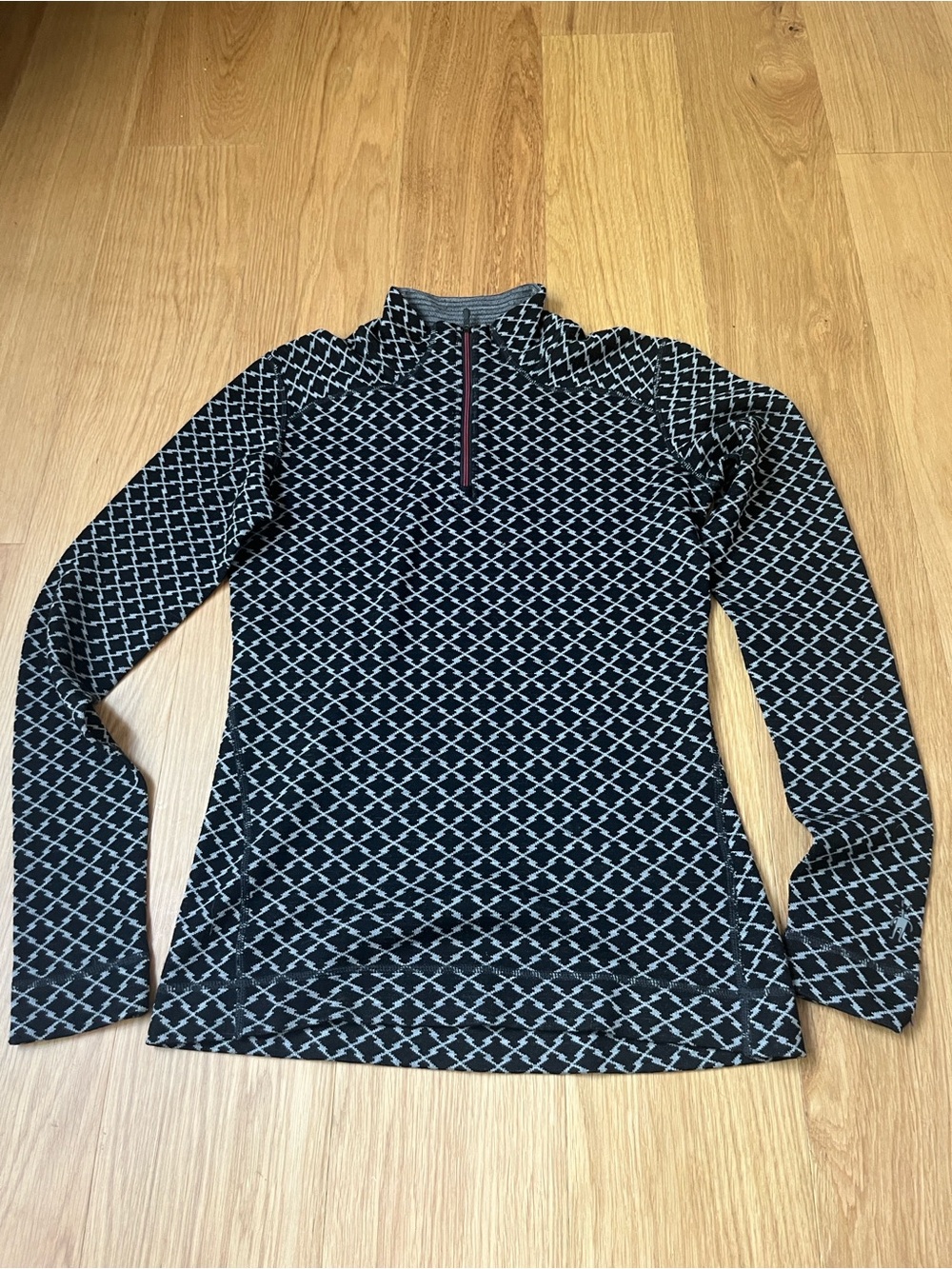 Smartwool Womens 100% Merino Wool 250
Black Geometric Quarter-Zip Pullover sizeM